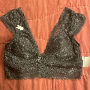 Sophie b. Lace Bralette In Gray